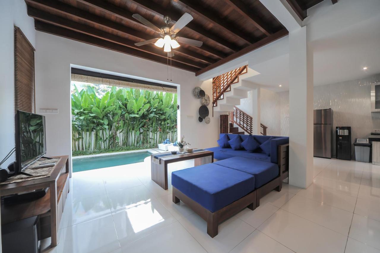 Cosmo, * Seminyak (Bali)